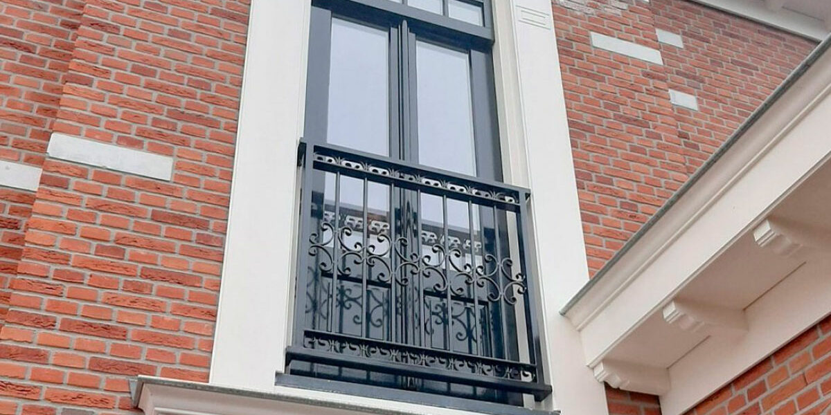 balkonhek smeedwerk