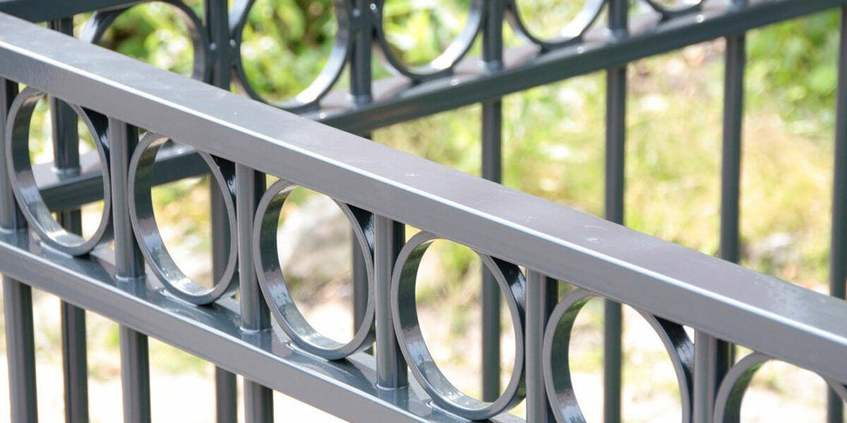 tuinhekwerk met cirkels