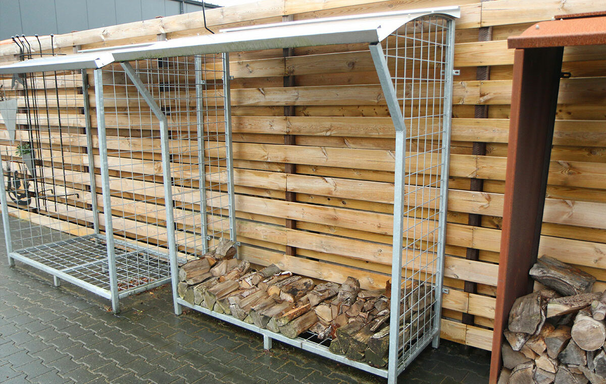 Stalen houtopslag