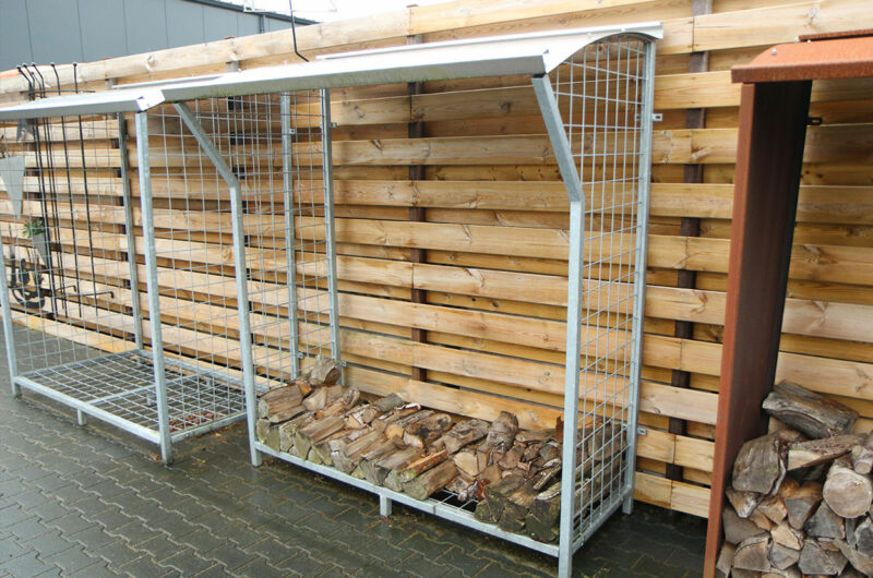 Stalen houtopslag