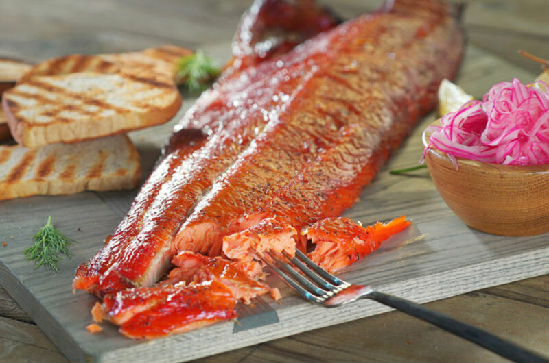 Zelf zalm roken met een rookton