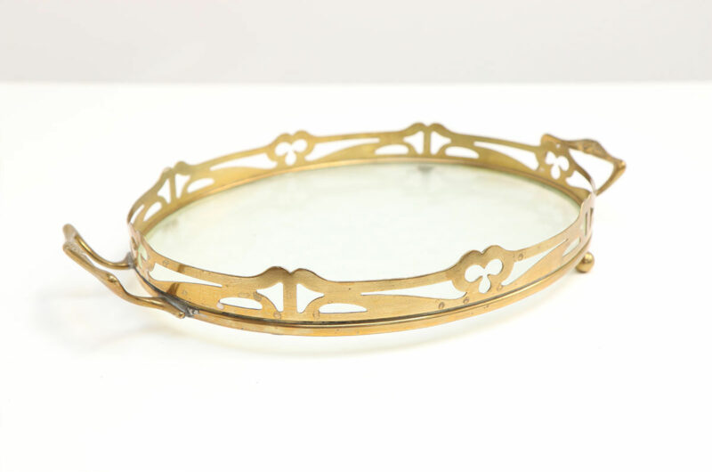 Voordelen goudkleurig dienblad