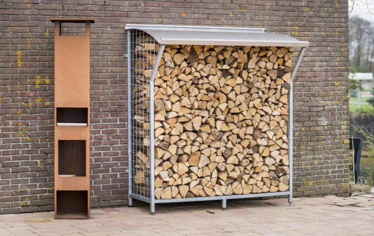 haardhout opslag in Wolvega