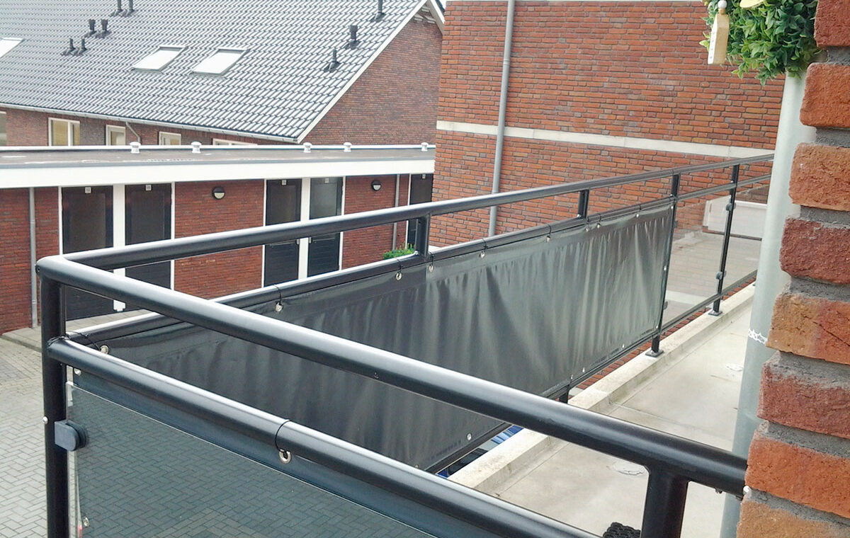 Minder wind op balkon