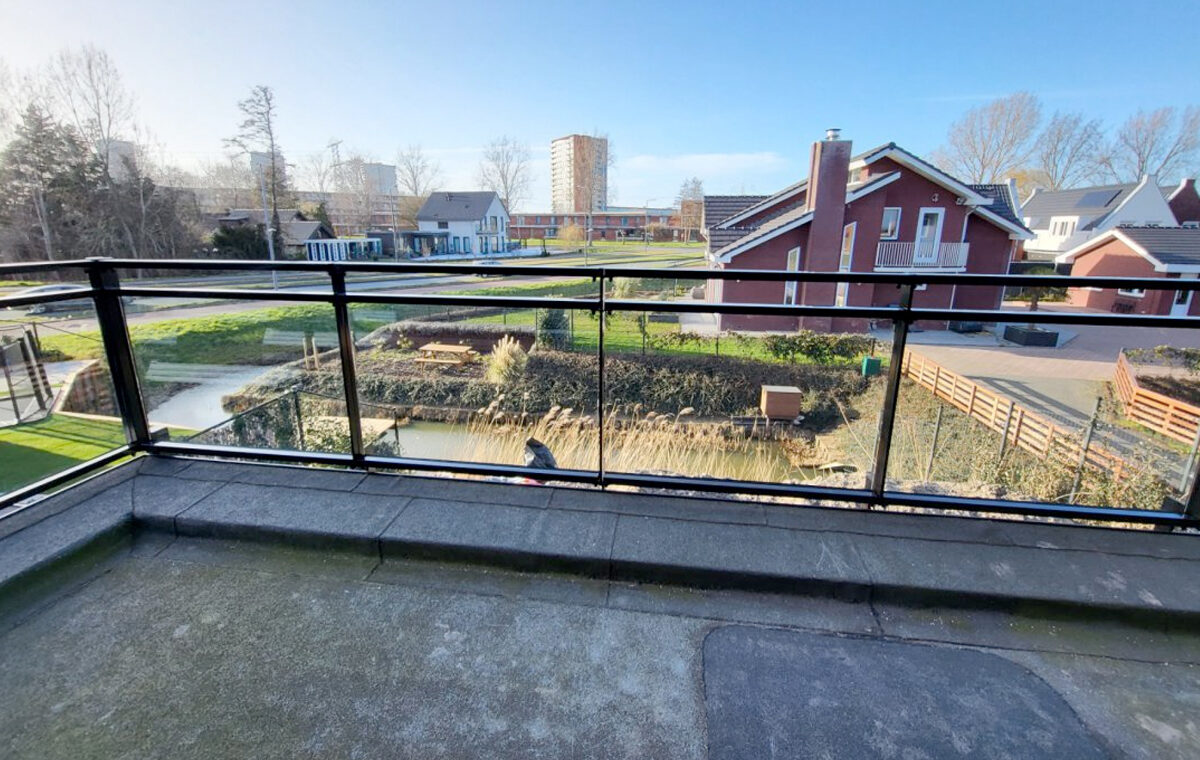 goedkope balustrade met glas