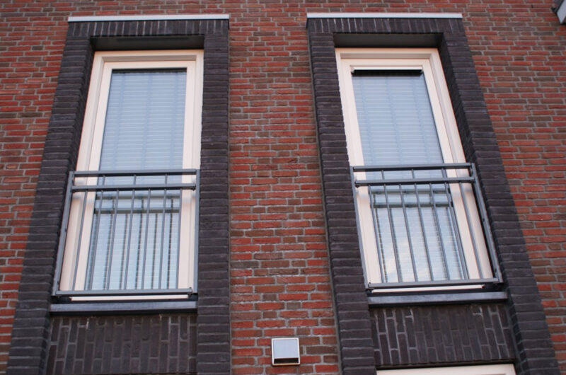 Stalen frans balkonhek