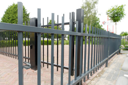 nadelen stalen hekwerk