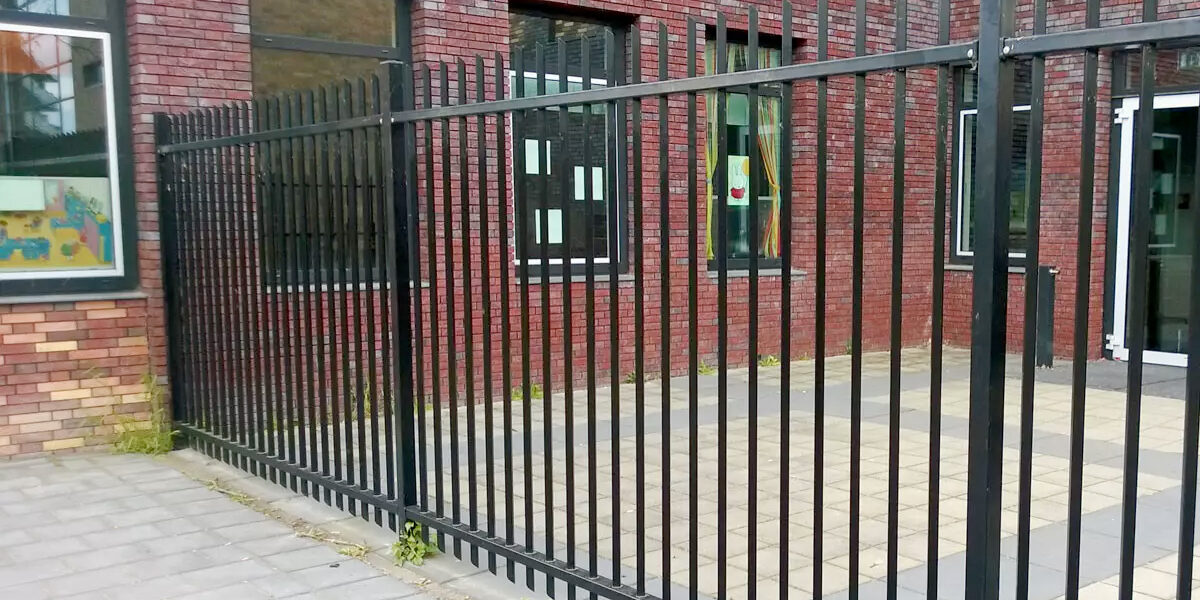 Voordelen stalen hekwerk