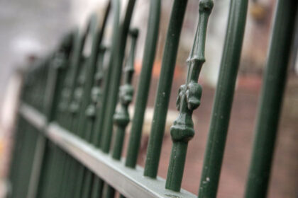 afstemmen kleur sierhekwerk op huis en tuin