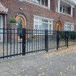 Brievenbus in sierhekwerk