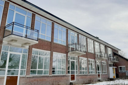 Glazen balustrade repareren