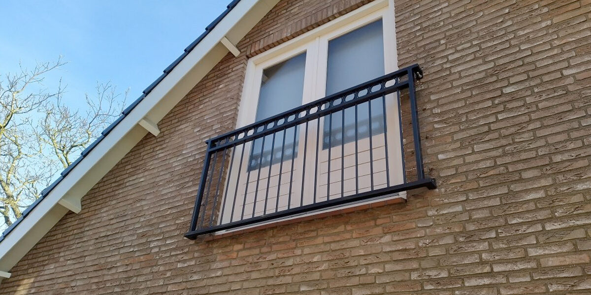 kosten stalen Frans balkon