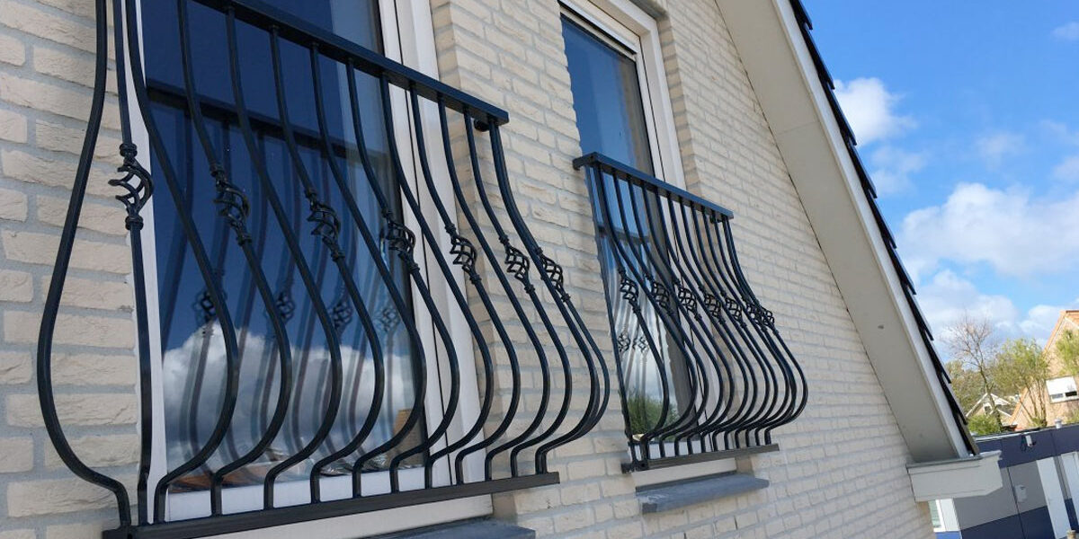 Stalen franse balkonhekken en privacy