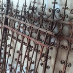 Verschillende hoogtes sierhekwerk