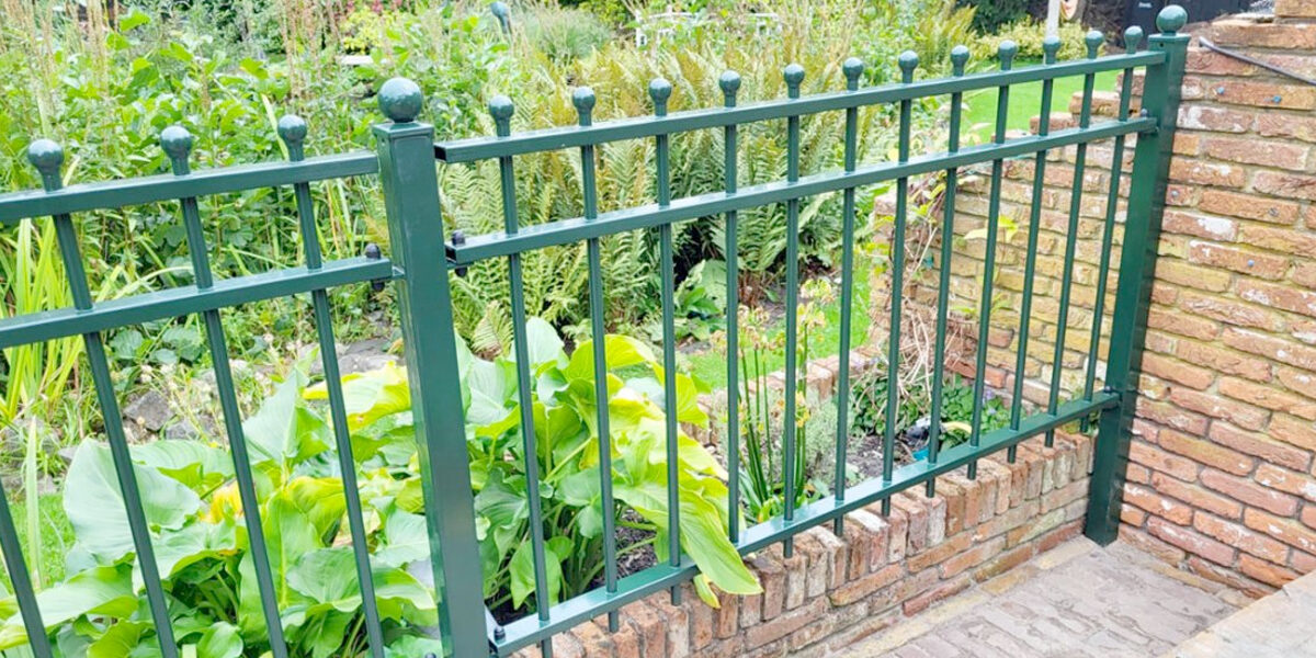 Voordelen stalen tuinhekwerk