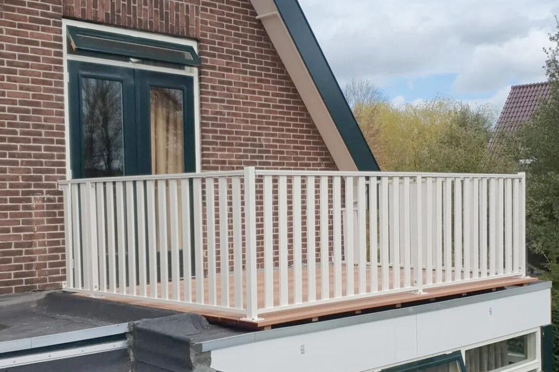 Waarom een balkonhek op maat
