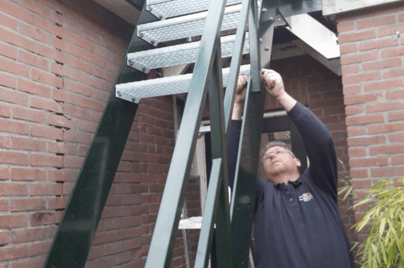 Stalen trap online bestellen