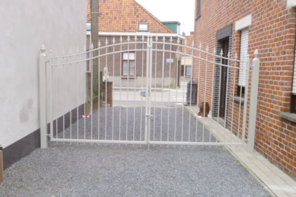 inrijpoort laten plaatsen