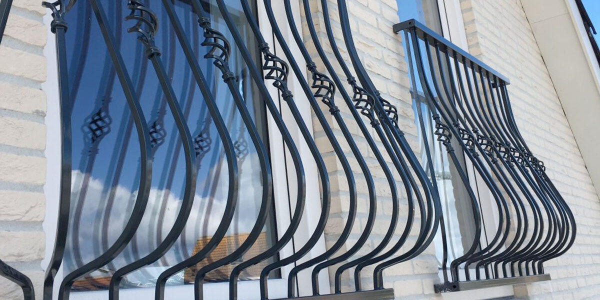 Sierlijk Frans balkonhekwerk